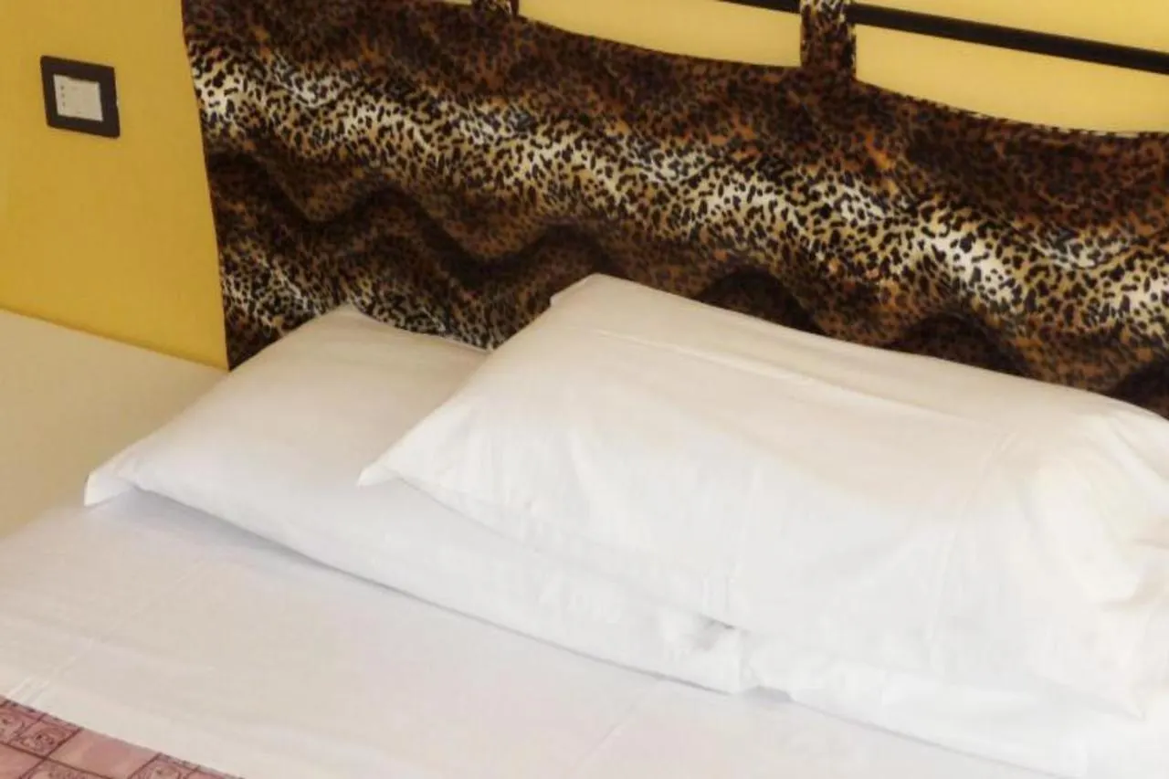 Riccione Beach Hotel - Enjoy Your Summer -Beach Village Incluso 2*,